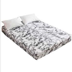 Queen size marble print bed sheet never used